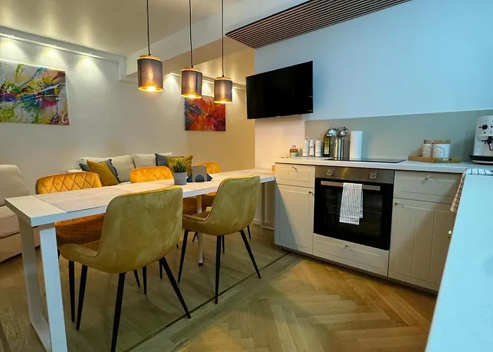 Place Direkt Am Karlsplatz - Stachus 70 Qm Mit 2 Schlafzimmer Mila Apartamento Munique