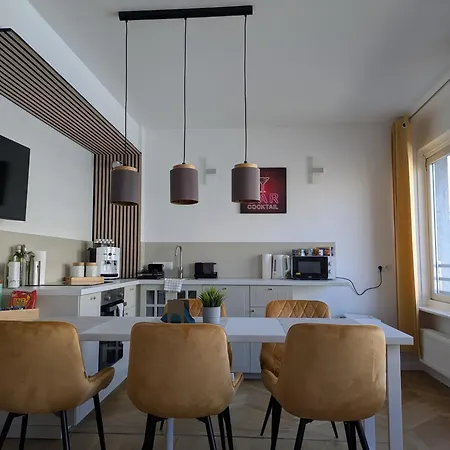 Place Direkt Am Karlsplatz - Stachus 70 Qm Mit 2 Schlafzimmer Mila *