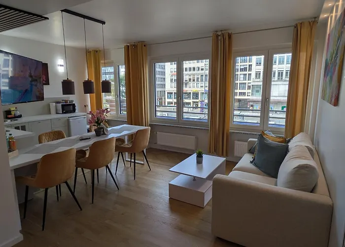 Place Direkt Am Karlsplatz - Stachus 70 Qm Mit 2 Schlafzimmer Mila Apartamento