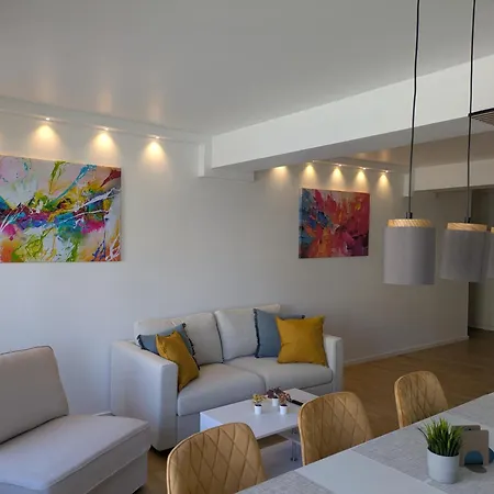 Direkt Am Karlsplatz - Stachus 70 Qm Mit 2 Schlafzimmer Mila Apartment