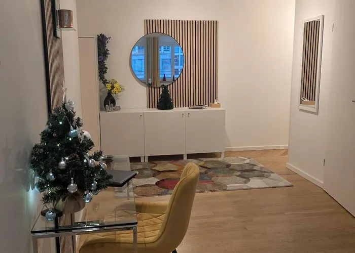Place Direkt Am Karlsplatz - Stachus 70 Qm Mit 2 Schlafzimmer Mila * Münih